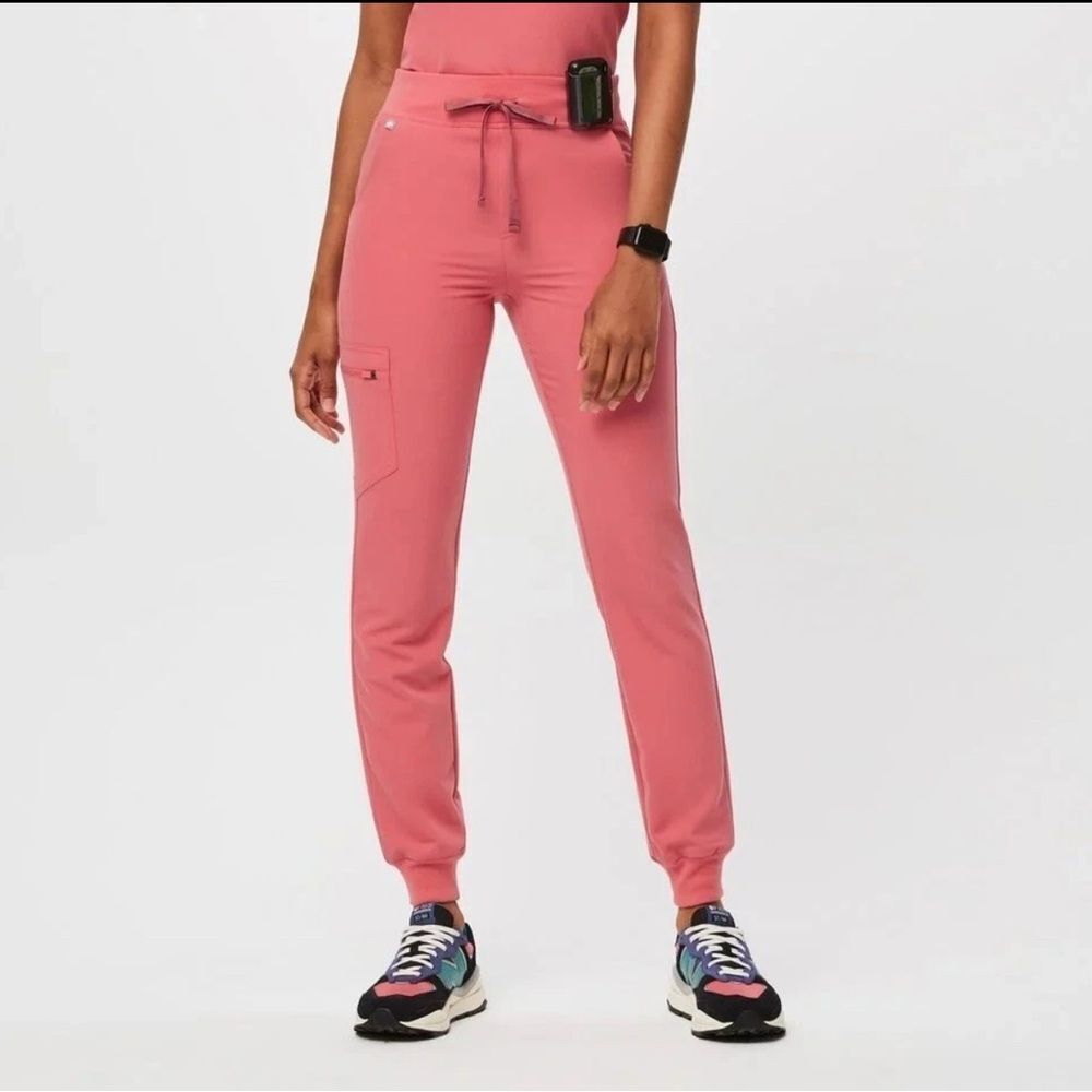 NWT Figs Zamora Jogger Scrub Pants Quartz